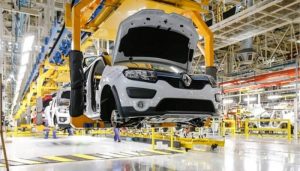 Renault producirá 5 coches híbridos en las fábricas de Valladolid y Palencia Renault producirá 5 coches híbridos en las fábricas de Valladolid y Palencia